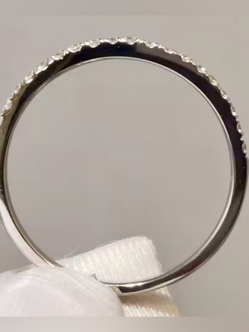 9KT Gold Diamond Band Ring. White Gold .35ct - Picture 4 of 15